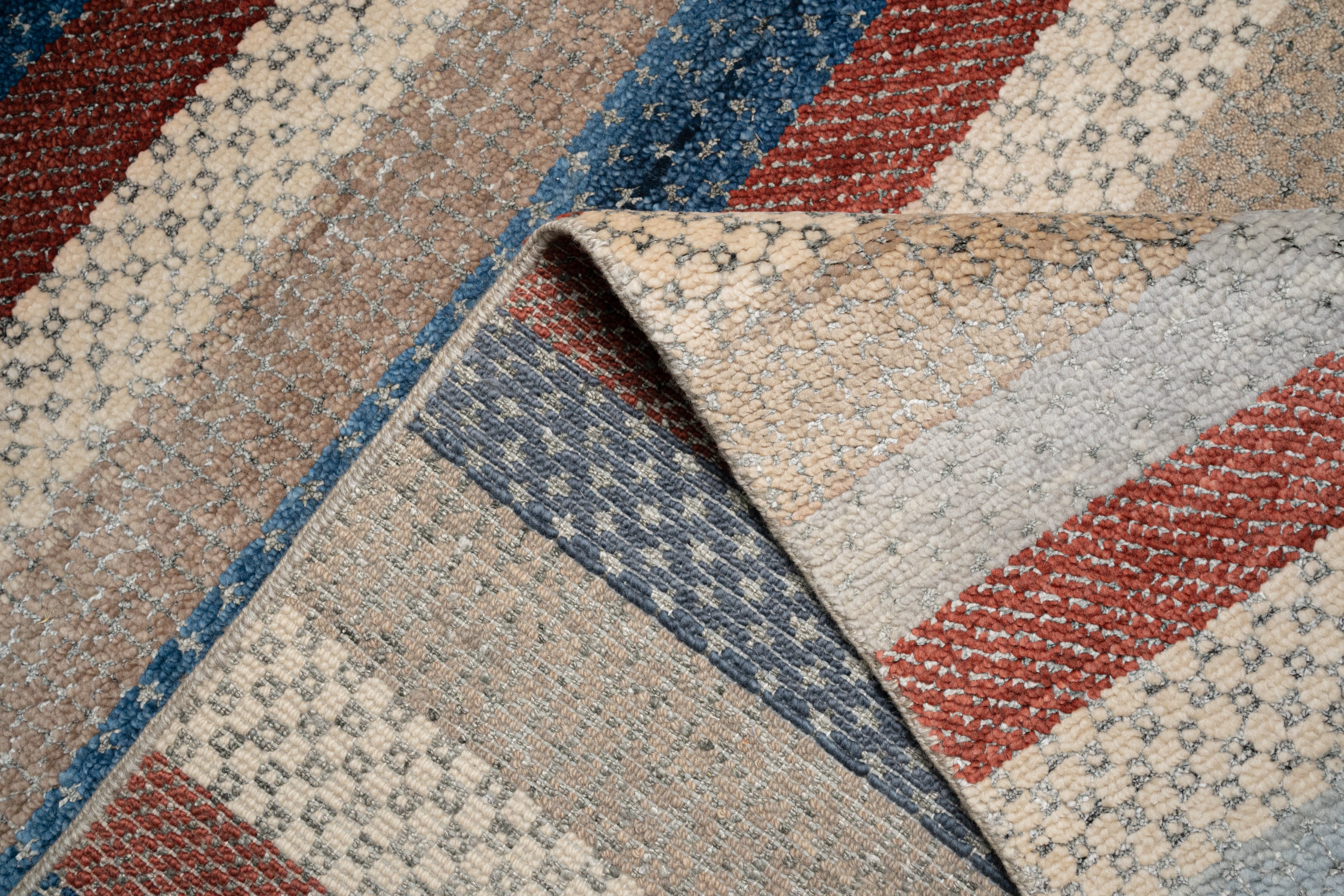 Handknotted Carpet DIA- 931 MCN